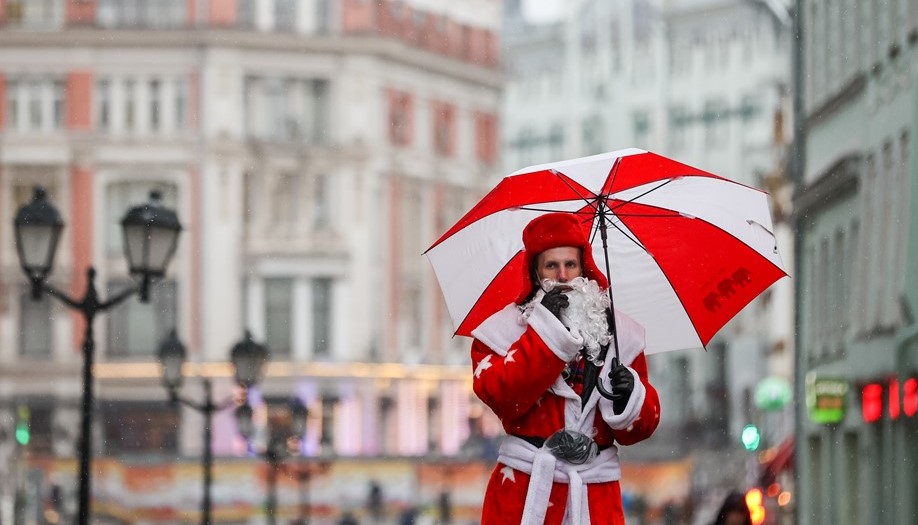 Новый год в стиле локдаун: как пандемия меняет привычки петербуржцев и бизнеса